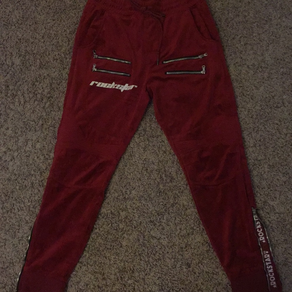 Rockstar - Picture 2 of 6